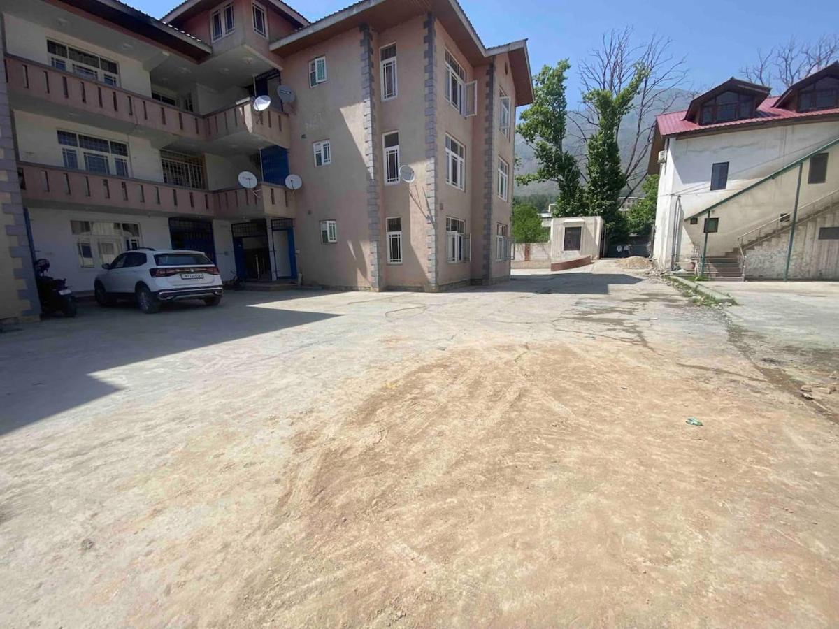 Penthouse Villa Srīnagar Zewnętrze zdjęcie