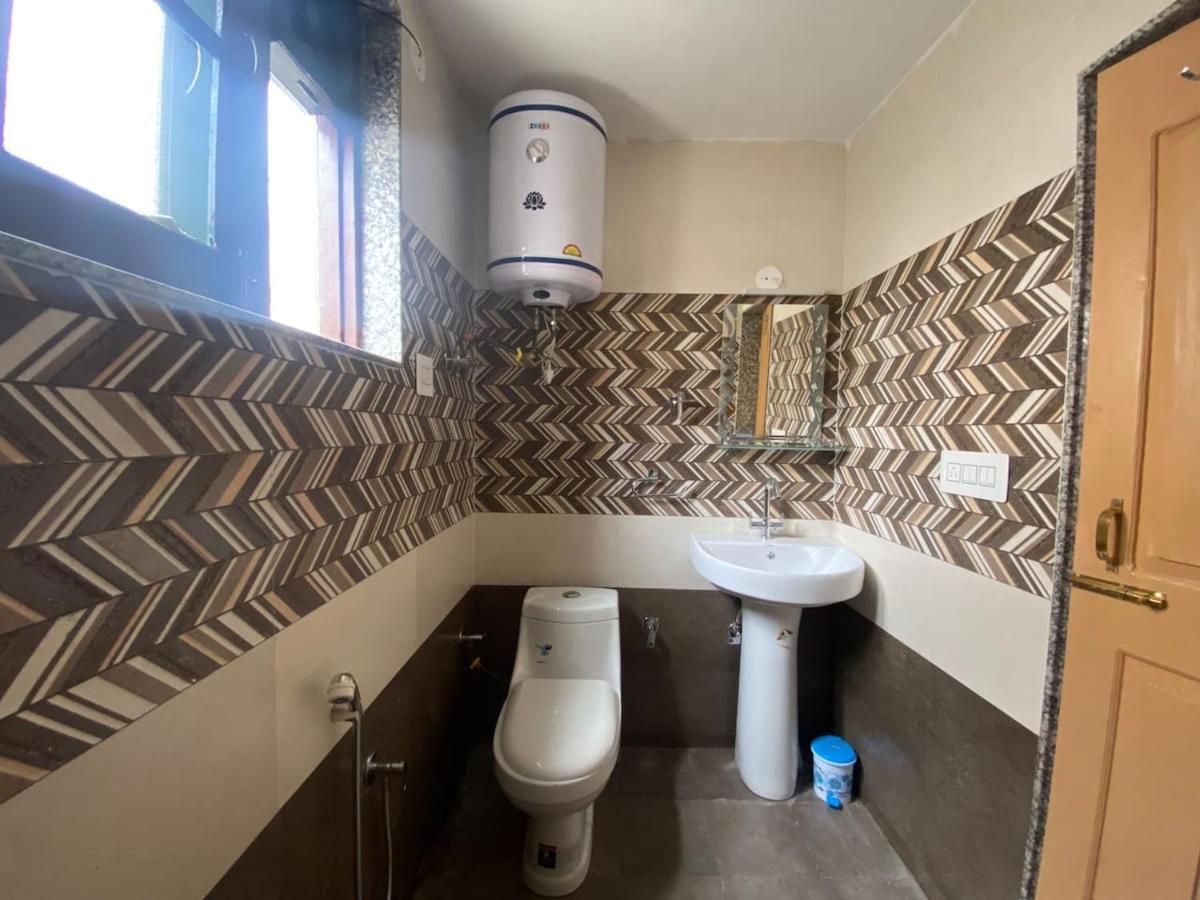 Penthouse Villa Srīnagar Zewnętrze zdjęcie