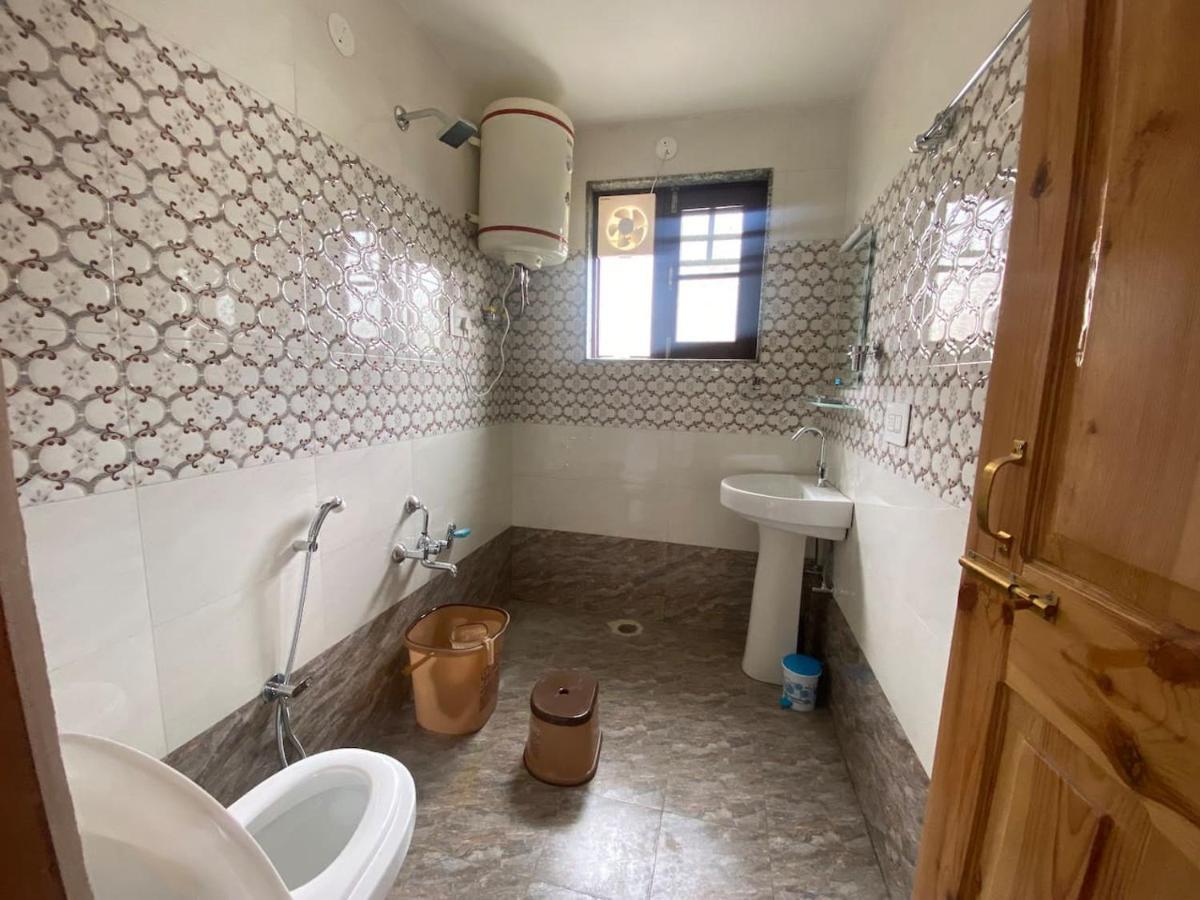 Penthouse Villa Srīnagar Zewnętrze zdjęcie