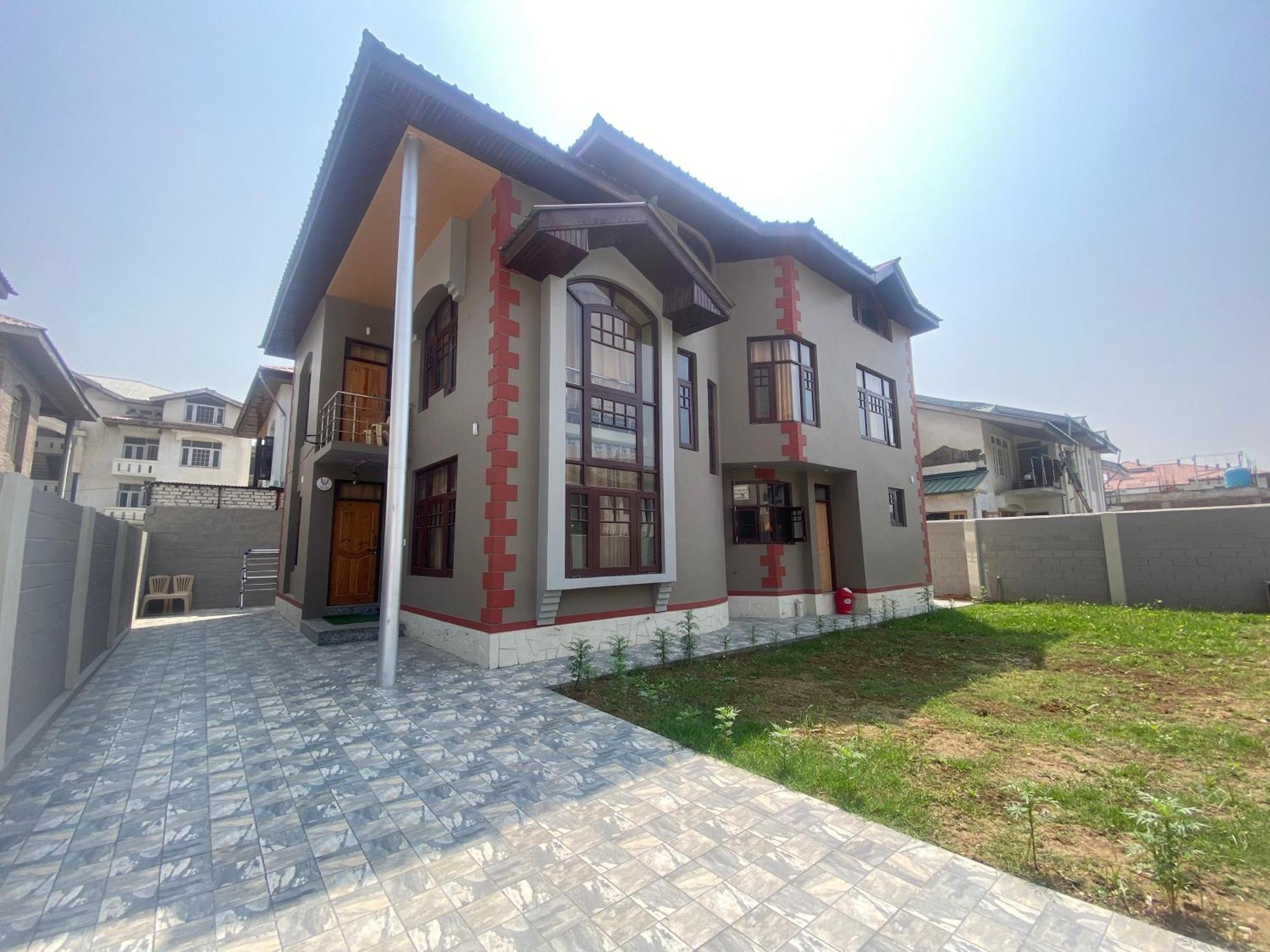 Penthouse Villa Srīnagar Zewnętrze zdjęcie