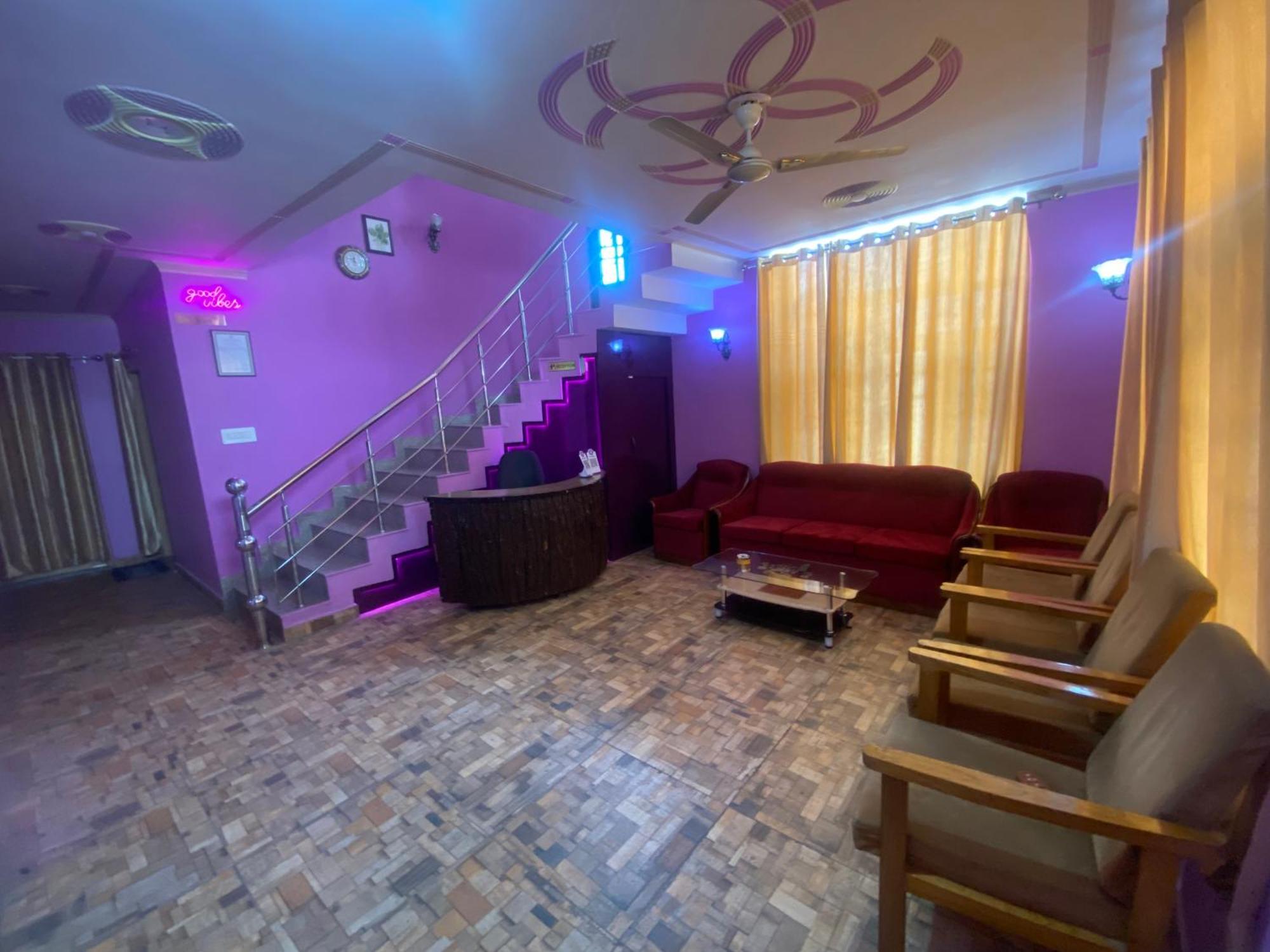 Penthouse Villa Srīnagar Zewnętrze zdjęcie